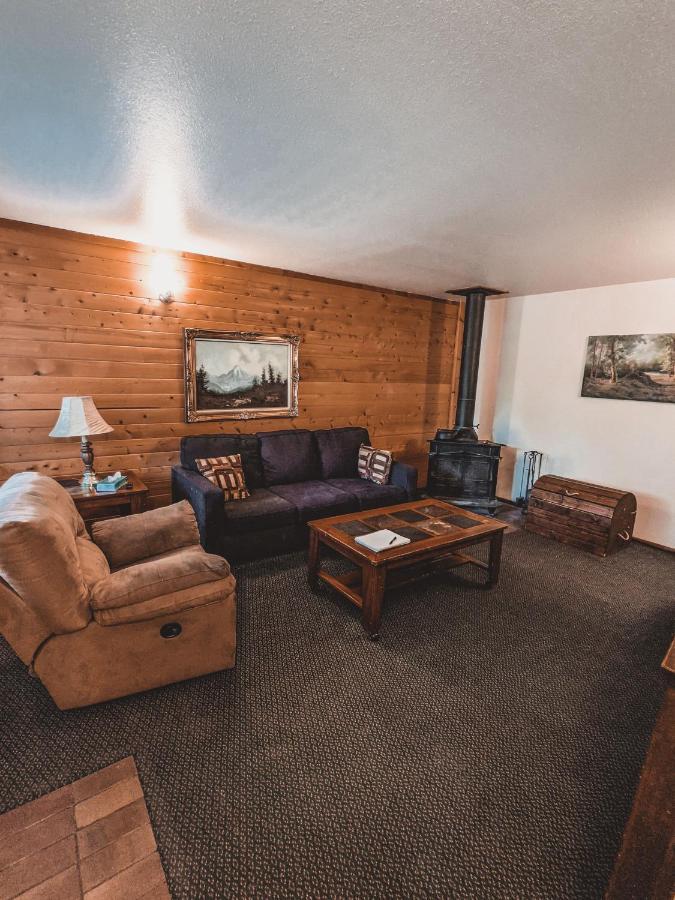 Pinewoods And Rv Park